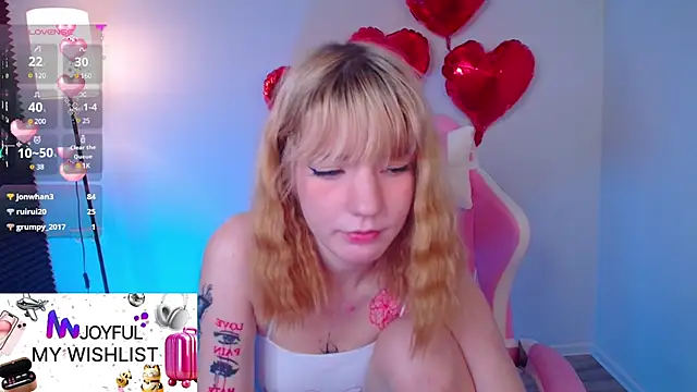 Snapshot of Linablueeyed chatting on March 2025 02:29:01 PM Linablueeyed online show from March 2025 02:29:01 PM