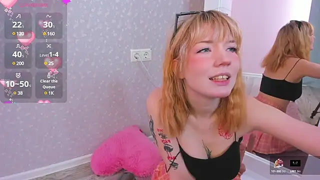 Snapshot of Linablueeyed chatting on March 2025 07:59:01 AM Linablueeyed online show from March 2025 07:59:01 AM