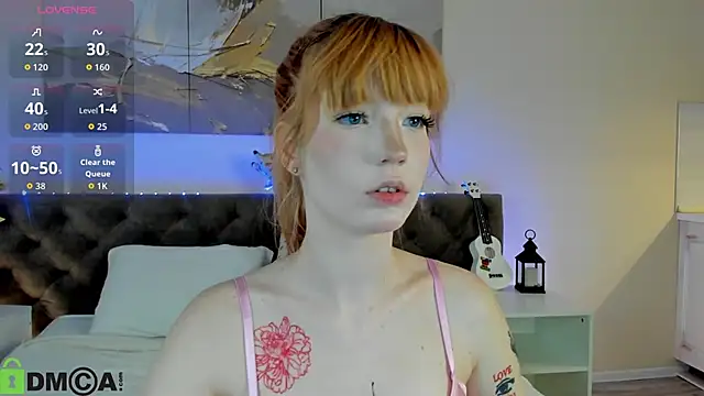 Snapshot of Linablueeyed chatting on October 2025 09:17:04 AM Linablueeyed online show from October 2025 09:17:04 AM