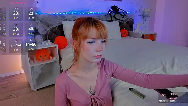 Snapshot of Linablueeyed chatting on November 2025 09:21:02 AM Linablueeyed online show from November 2025 09:21:02 AM