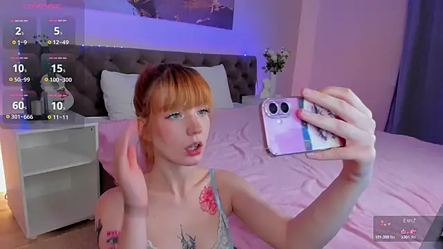 Snapshot of Linablueeyed chatting on November 2025 09:09:01 AM Linablueeyed online show from November 2025 09:09:01 AM