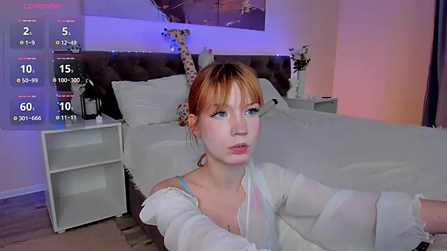 Snapshot of Linablueeyed chatting on November 2025 09:17:02 AM Linablueeyed online show from November 2025 09:17:02 AM