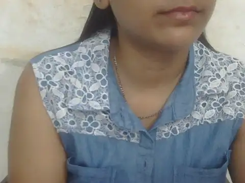 Snapshot of DOLL_CUTY chatting on June 2026 05:01:02 PM DOLL CUTY online show from June 2026 05:01:02 PM