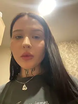 Snapshot of kate8ketee8 chatting on February 2025 06:54:02 PM kate8ketee8 online show from February 2025 06:54:02 PM