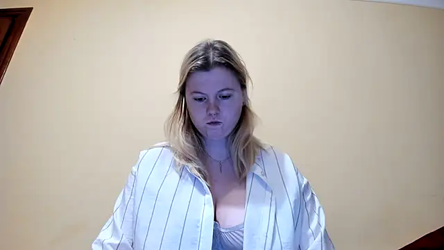 Snapshot of LillyDepp chatting on December 2025 02:23:01 PM LillyDepp online show from December 2025 02:23:01 PM