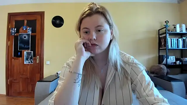 LillyDepp online show from March 2026 01:49:02 PM