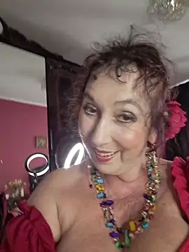 Snapshot of GypsyEsmeralda chatting on April 2026 01:41:01 PM GypsyEsmeralda online show from April 2026 01:41:01 PM