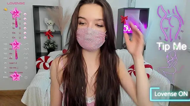 Snapshot of LizaTheButter chatting on January 2025 09:22:02 AM LizaTheButter online show from January 2025 09:22:02 AM