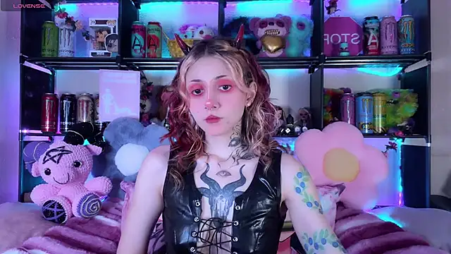 Snapshot of _Devill_Baby chatting on July 2026 08:02:01 PM Devill Baby online show from July 2026 08:02:01 PM