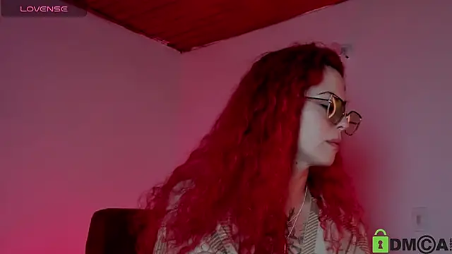 Snapshot of Borbala_Iggy chatting on December 2024 12:43:02 AM Borbala Iggy online show from December 2024 12:43:02 AM