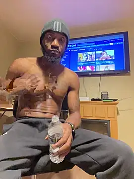 Snapshot of prettyrichie chatting on October 2025 02:46:02 AM prettyrichie online show from October 2025 02:46:02 AM