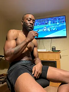 Snapshot of prettyrichie chatting on October 2025 12:33:01 AM prettyrichie online show from October 2025 12:33:01 AM