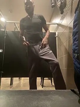 Snapshot of prettyrichie chatting on November 2025 09:58:01 PM prettyrichie online show from November 2025 09:58:01 PM