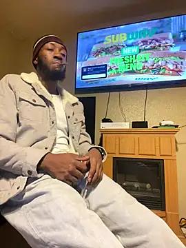 Snapshot of prettyrichie chatting on November 2025 01:27:01 AM prettyrichie online show from November 2025 01:27:01 AM