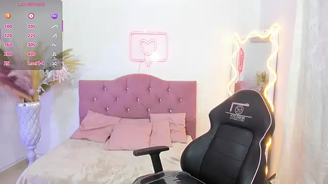 kendra tay online show from November 2025 03:31:01 AM