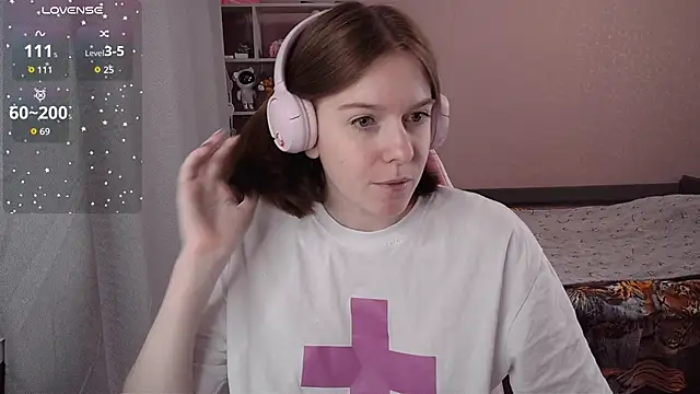 CassieJuice69 online show from November 2025 05:24:01 PM