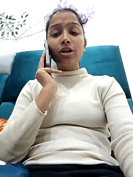 Snapshot of Aleena_Rai chatting on December 2024 01:10:02 PM Aleena Rai online show from December 2024 01:10:02 PM