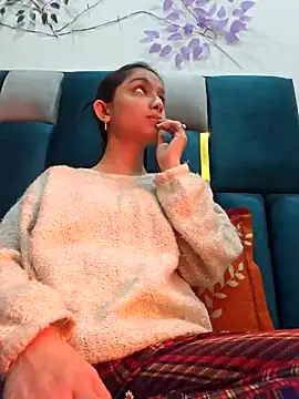 Snapshot of Aleena_Rai chatting on February 2025 06:56:02 PM Aleena Rai online show from February 2025 06:56:02 PM