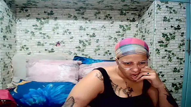 Snapshot of Indian_candyXX chatting on April 2026 04:21:02 PM Indian candyXX online show from April 2026 04:21:02 PM