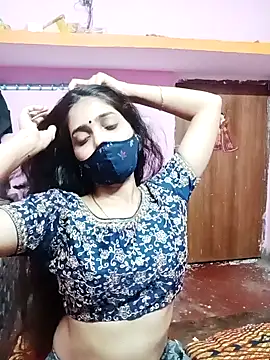 Snapshot of Cute-Simmi chatting on December 2024 05:05:01 PM Cute-Simmi online show from December 2024 05:05:01 PM