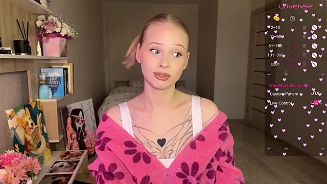 lisa barbie online show from November 2025 07:52:02 AM