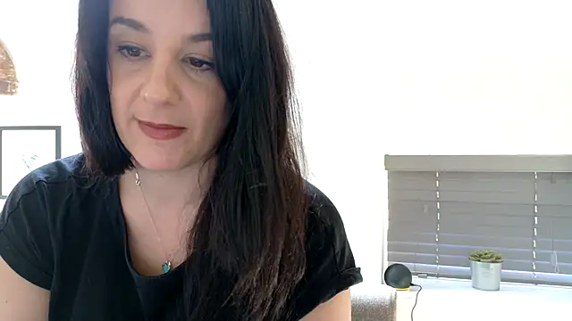 Snapshot of flatwhite0 chatting on April 2026 12:29:02 PM flatwhite0 online show from April 2026 12:29:02 PM