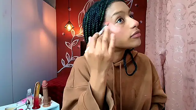 Snapshot of Zia_Green chatting on January 2025 05:03:01 AM Zia Green online show from January 2025 05:03:01 AM