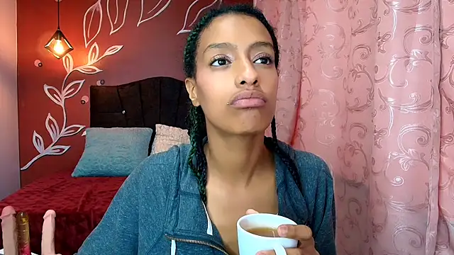 Snapshot of Zia_Green chatting on January 2025 03:26:01 PM Zia Green online show from January 2025 03:26:01 PM