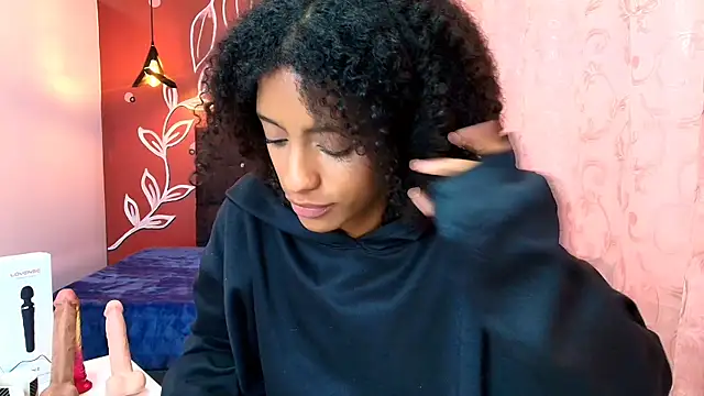 Snapshot of Zia_Green chatting on January 2025 03:29:01 PM Zia Green online show from January 2025 03:29:01 PM