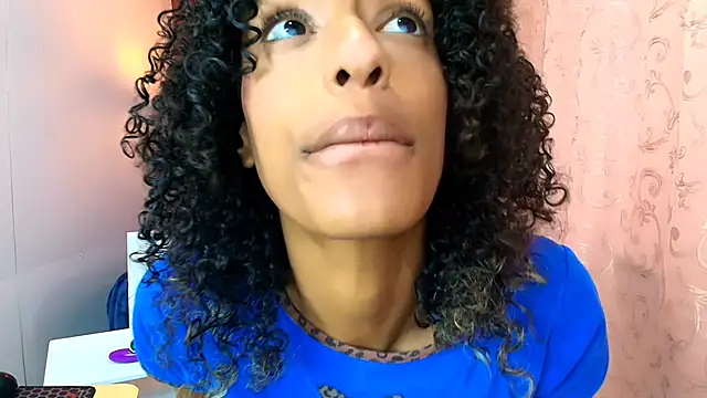 Snapshot of Zia_Green chatting on January 2025 07:35:01 PM Zia Green online show from January 2025 07:35:01 PM