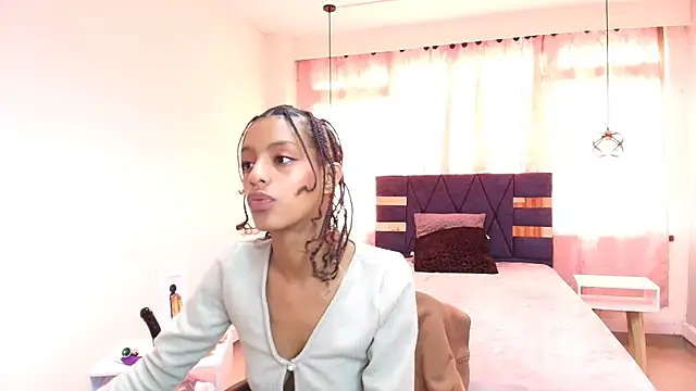 Snapshot of Zia_Green chatting on February 2025 12:11:02 PM Zia Green online show from February 2025 12:11:02 PM