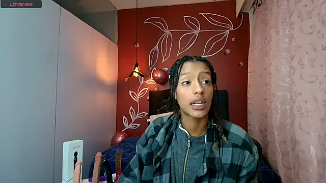 Snapshot of Zia_Green chatting on February 2025 12:08:01 PM Zia Green online show from February 2025 12:08:01 PM