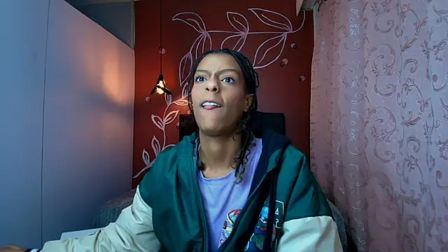 Snapshot of Zia_Green chatting on February 2025 12:16:01 PM Zia Green online show from February 2025 12:16:01 PM