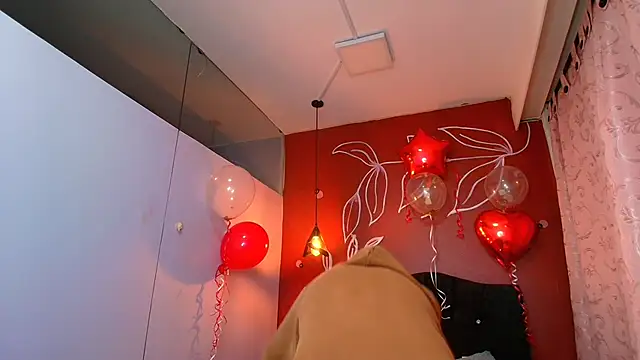 Snapshot of Zia_Green chatting on February 2025 12:11:02 PM Zia Green online show from February 2025 12:11:02 PM