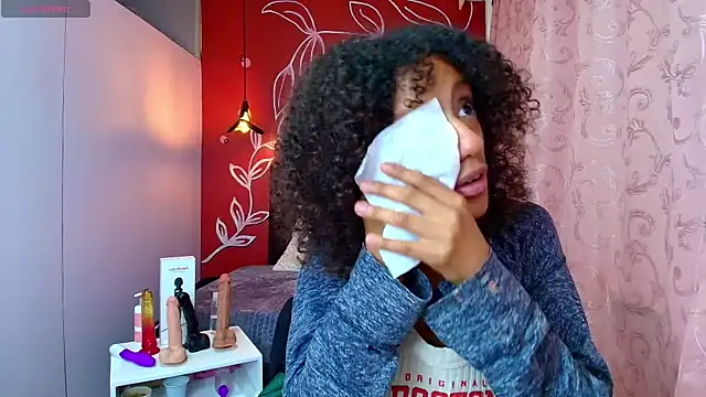 Snapshot of Zia_Green chatting on March 2025 03:26:01 PM Zia Green online show from March 2025 03:26:01 PM