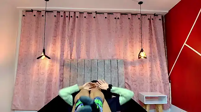 Snapshot of Zia_Green chatting on March 2025 10:45:02 PM Zia Green online show from March 2025 10:45:02 PM