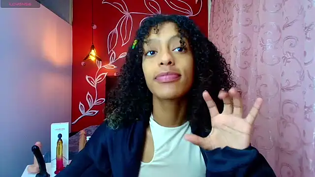 Snapshot of Zia_Green chatting on March 2025 12:04:02 PM Zia Green online show from March 2025 12:04:02 PM