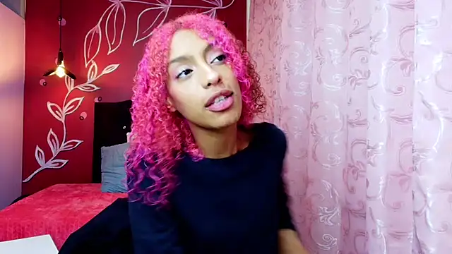 Snapshot of Zia_Green chatting on March 2025 12:06:02 PM Zia Green online show from March 2025 12:06:02 PM