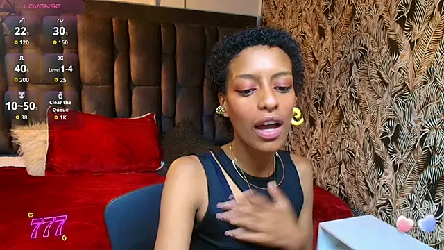 Snapshot of Zia_Green chatting on April 2026 01:09:02 PM Zia Green online show from April 2026 01:09:02 PM