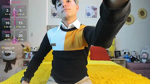 Snapshot of patrick_sanzz chatting on January 2025 10:01:01 PM patrick sanzz online show from January 2025 10:01:01 PM