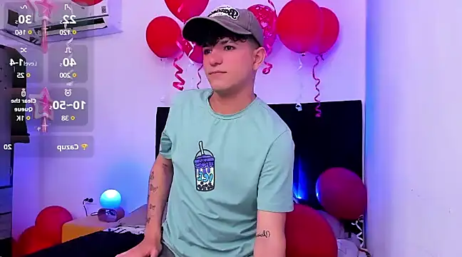 Snapshot of patrick_sanzz chatting on February 2025 03:39:02 AM patrick sanzz online show from February 2025 03:39:02 AM