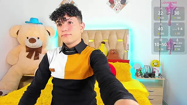 Snapshot of patrick_sanzz chatting on February 2025 12:52:02 AM patrick sanzz online show from February 2025 12:52:02 AM