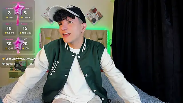 Snapshot of patrick_sanzz chatting on February 2025 06:47:02 AM patrick sanzz online show from February 2025 06:47:02 AM