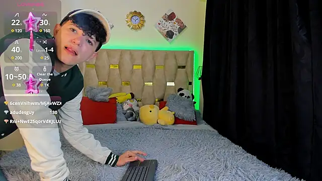 Snapshot of patrick_sanzz chatting on February 2025 09:53:02 AM patrick sanzz online show from February 2025 09:53:02 AM