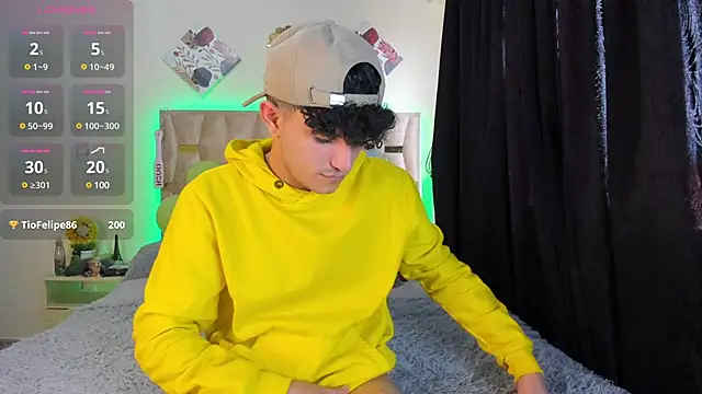 Snapshot of patrick_sanzz chatting on March 2025 08:28:01 PM patrick sanzz online show from March 2025 08:28:01 PM