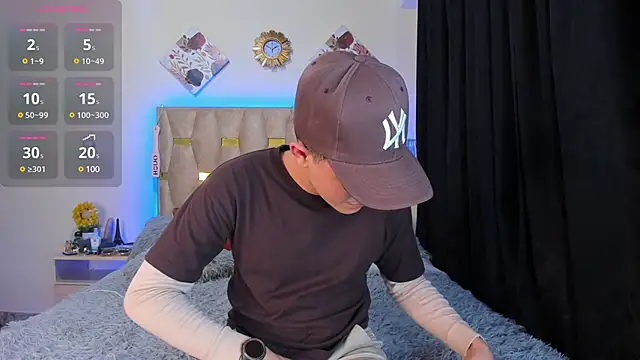 Snapshot of patrick_sanzz chatting on March 2025 01:32:02 AM patrick sanzz online show from March 2025 01:32:02 AM