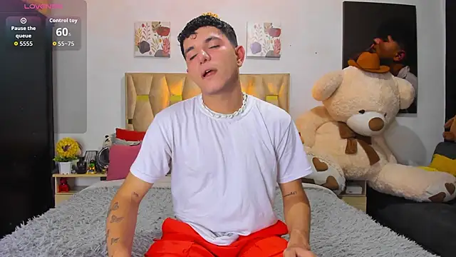 Snapshot of patrick_sanzz chatting on September 2025 08:01:01 PM patrick sanzz online show from September 2025 08:01:01 PM