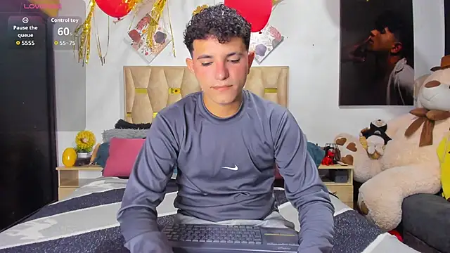 patrick sanzz online show from February 2026 09:33:01 PM