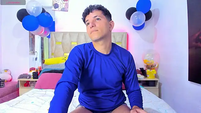 Snapshot of patrick_sanzz chatting on April 2026 03:08:01 PM patrick sanzz online show from April 2026 03:08:01 PM