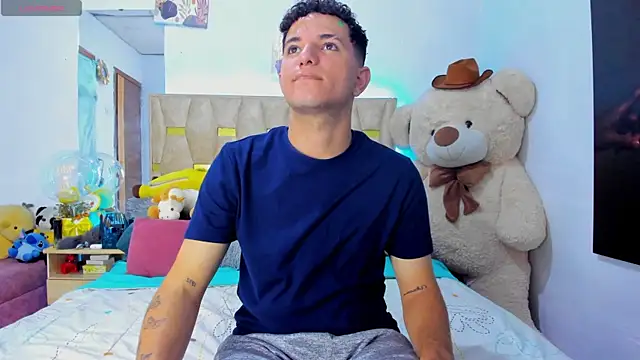 Snapshot of patrick_sanzz chatting on April 2026 04:09:02 PM patrick sanzz online show from April 2026 04:09:02 PM